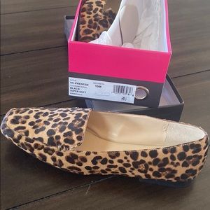 Vince Camuto leopard print flats